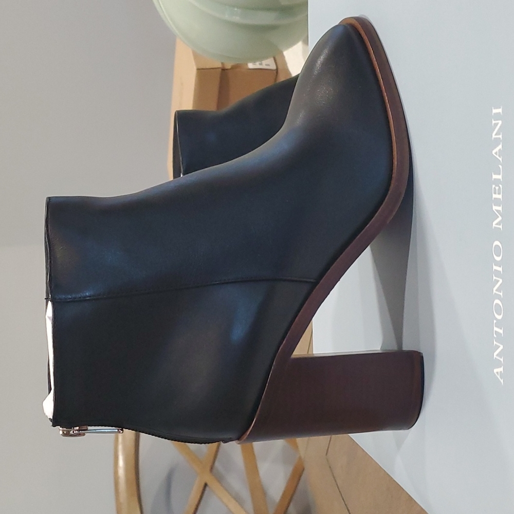Antonio Melani Black leather Boots